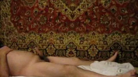 Un papà le scopa il culo