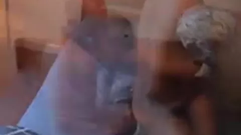 Une sodomie devant la webcam!