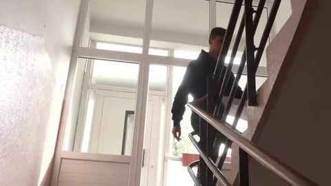 Pleite-Kunde bläst mich, um seine Schulden zu zahlen — Calvin Steel & Lenny Yankee