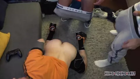 Un fit top éjacule en moi