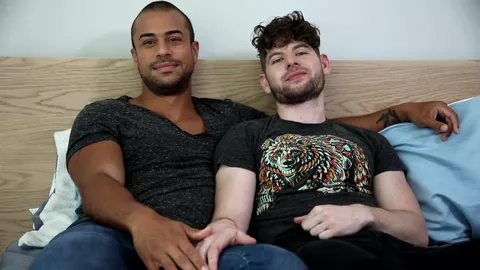 Prima scopata – Connor Halsted & Julian Grey