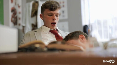 Polvo en clase de química — Joey Mills & Jake Preston