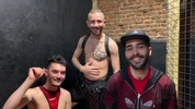 Mavas se fait baiser par Pablo Hierro au « Attack bar Madrid »