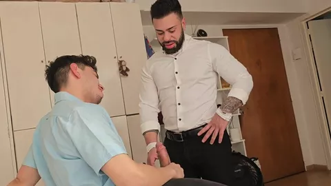 Fick mit einem gut bestückten Studenten