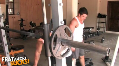 Trent e Ajay scopano in palestra