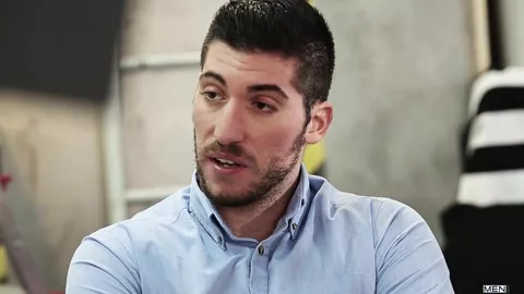 Voyeur Part 2 – Paddy O’Brian & Leo Domenico