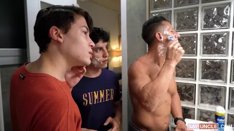 Jax Thirio, Danny Bianchi & Joaquin Santana – Leçons de virilité