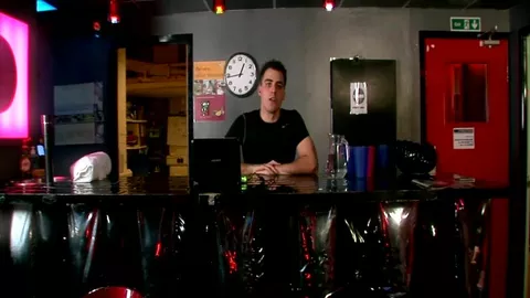 Fine turno, vuoi scoparmi? – Fraser Jacs & Ricky Tudor