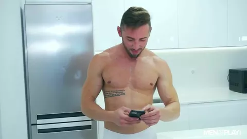 In giacca e cravatta!