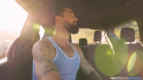 Amici in cerca di un attivo