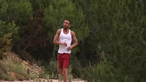 Dennis de Nello e Alberto Jose – Para de correr, vem levar uma!