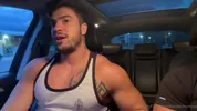 Sex tape no carro com um desconhecido