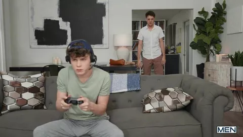 Gaymers – Parte 1 – Troye Dean & Drake Von