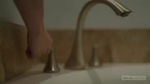 Silas Brooks se pajea su gran polla