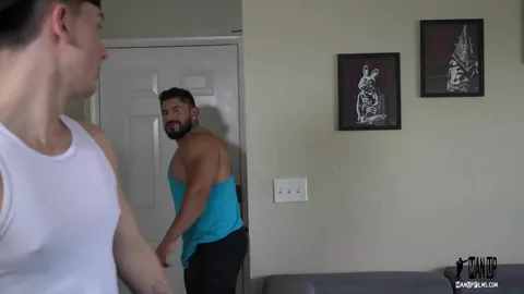 L'étalon de la salle de muscu - Masyn Thorne & Mateo
