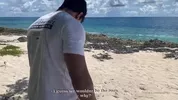 Alejo Ospina – Pompino a uno sconosciuto in spiaggia