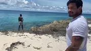 Alejo Ospina – Pompino a uno sconosciuto in spiaggia