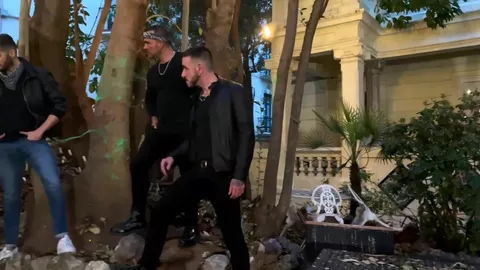 Bande rivali regolano i conti con un’orgia a Parigi