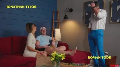 Il fidanzato arrapato della matrigna