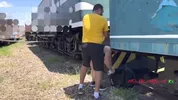 Mr. BumBum Brazil scopato bareback in treno