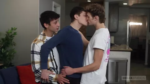 Tres jugadores – Jacob Hansen, Garrett Kinsley & Noah Bentley