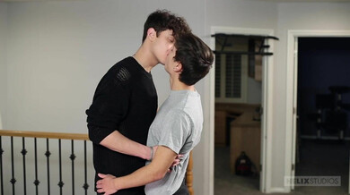 Asher Haynes & Noah Bentley – Das ist ein enges Loch