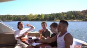 Orgie auf einer Bootsfahrt – Oliver Beck, Jax Thirio, Dalton Riley & Caleb Morphy