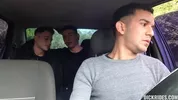 Le chauffeur Uber, ce voyeur – Leo Blue, Dimitri Star & Luca Libra