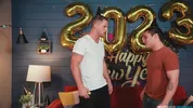 Anal an Neujahr – Roman Todd & Andrew Miller