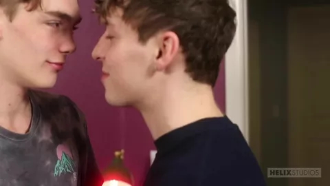 Minets coquins – Jacob Hansen & Cameron Moore