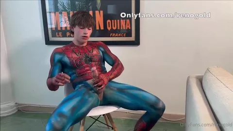 Spider-Man wichst sich einen