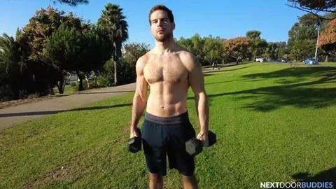 Me lo succhia fino a lasciarmi a secco