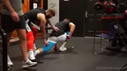 Josh & Zach se font lécher la rondelle à la salle de sport