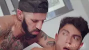 Jovencito tierno le estrenan el culo – Romeo Davis & Alfonso Osnaya