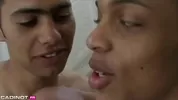 Teen arabe avec grosse bite baise son ami