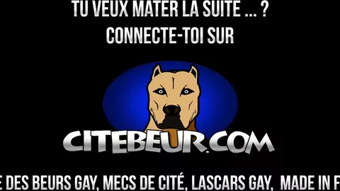 Evan, le beau gosse parisien, se branle