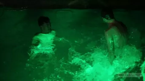 È festa! – Jacob Hansen, Dante Clark