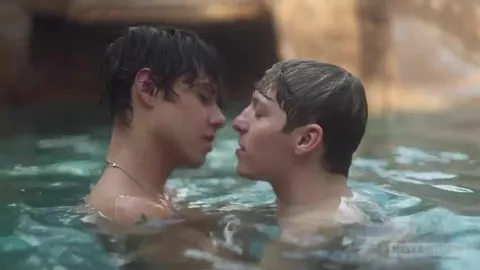 Pomiciando – Jacob Hansen, Asher Haynes