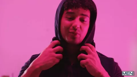 ER PUMPT DEN DJ – Kenzo Alvarez & Troye Dean