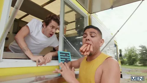 Big Sausage in My Buns — Chris Cool & Finn Harding