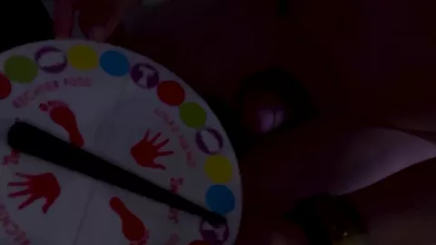 Puppies jouent et organisent une touze