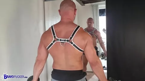 Große, muskulöse Kerle