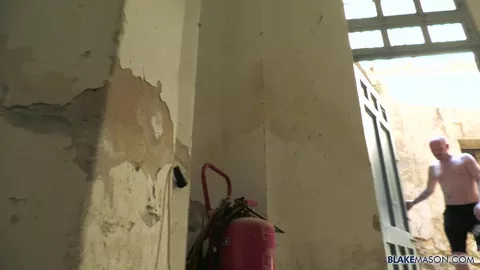 Un polvo frenético en el almacén – Sean Taylor, Justin Tiempo