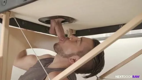 Next Door Favorites: Posiciones más locas