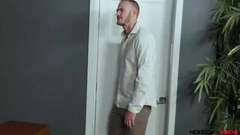 Flagrado pelo meu padrasto