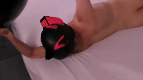 Pup se excita num balão gigante