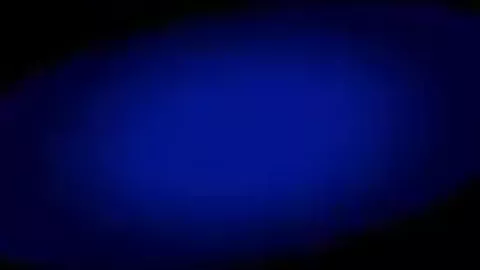 Baisé par une bite monstrueuse dans ma cage d’escalier