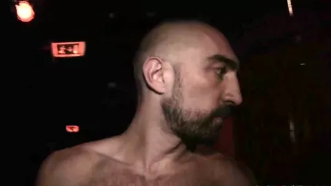 Pegação hard na darkroom