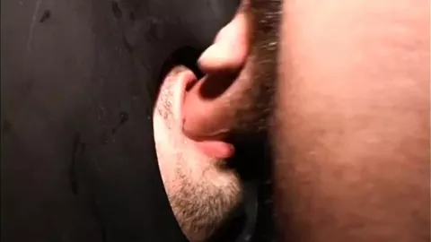 Top dom si nasconde nelle backroom