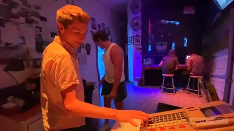 Conexión cósmica – Josh Brady y Keagan Case